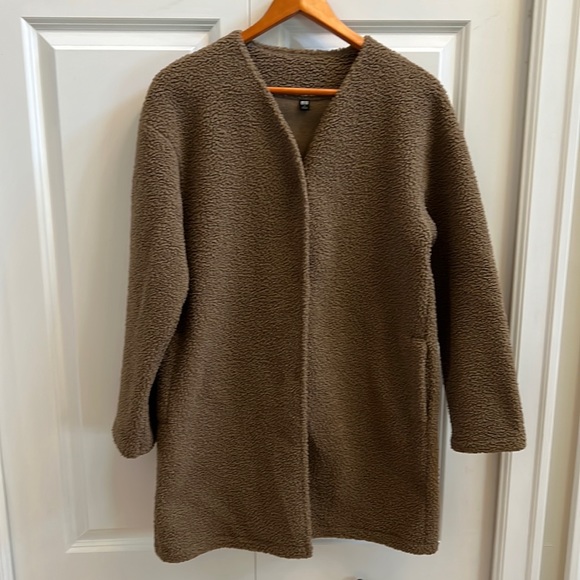 Uniqlo Sherling Jacket - Picture 1 of 3
